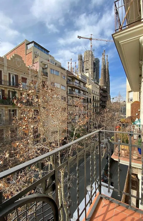 ברצלונה Stay U-Nique Apartments Sagrada Familia III ספרד